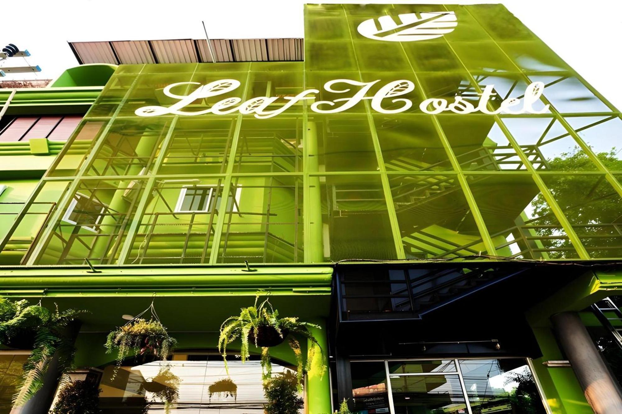 Oyo 928 Leaf Hostel Chiang Mai Exterior foto